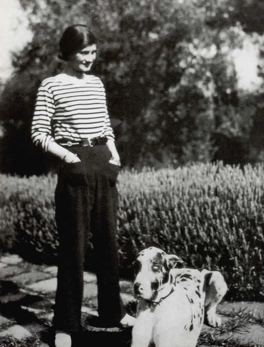 Gabrielle &lsquo;Coco&rsquo; Chanel, whose quilting became the Coco Crush motif