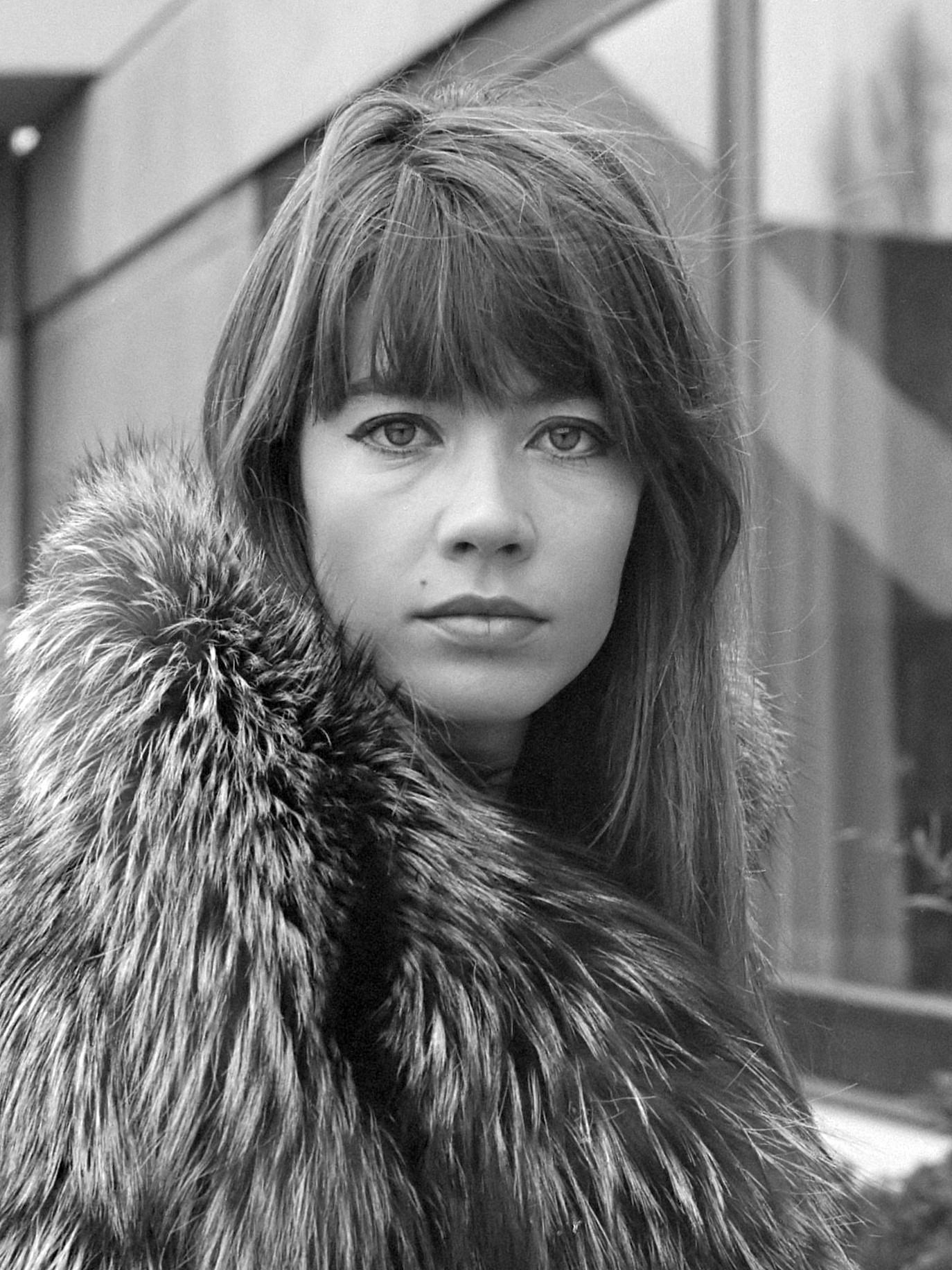 Fran&ccedil;oise Hardy, a 1970s Alhambra wearer