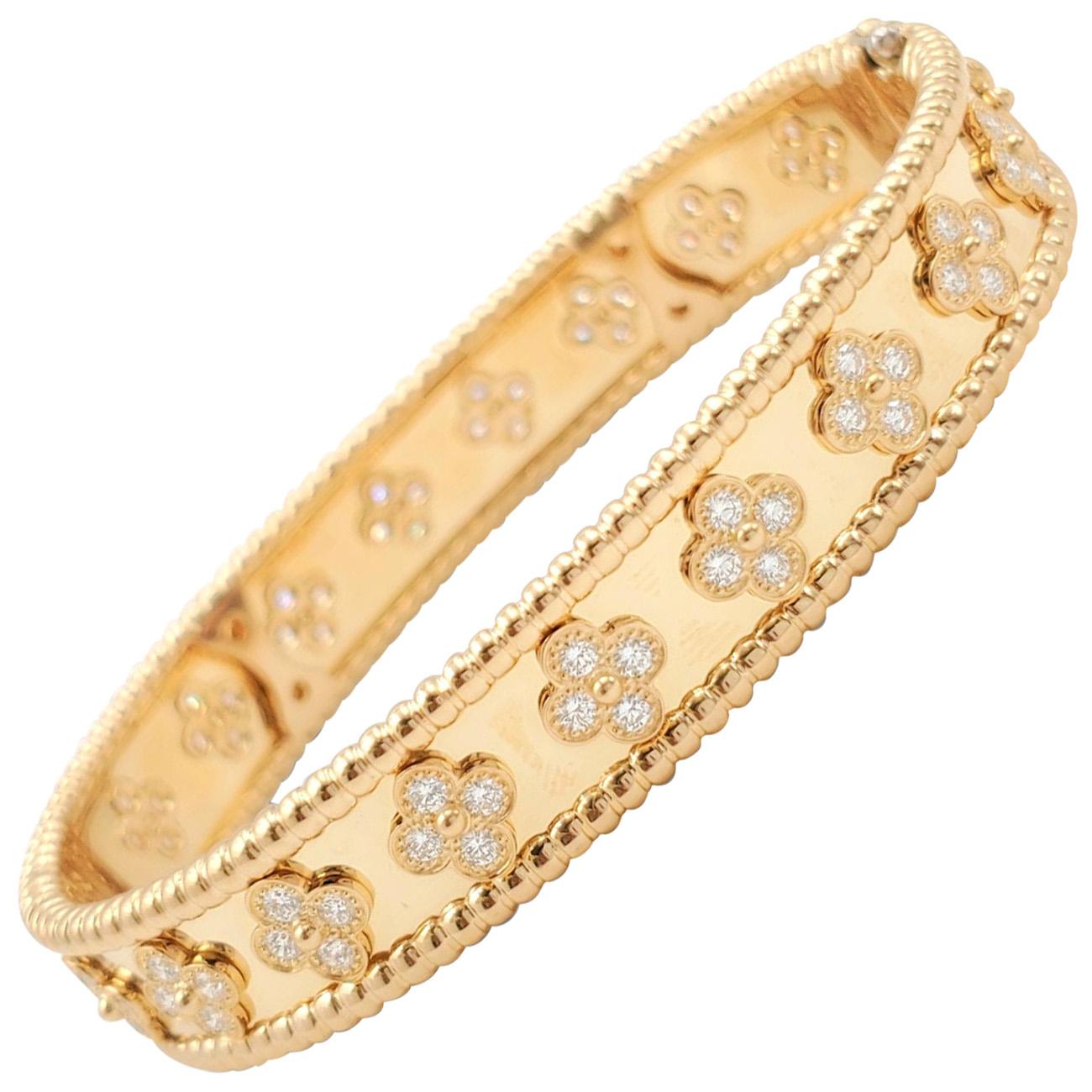 Van Cleef & Arpels Perlée Clovers diamond bangle in gold