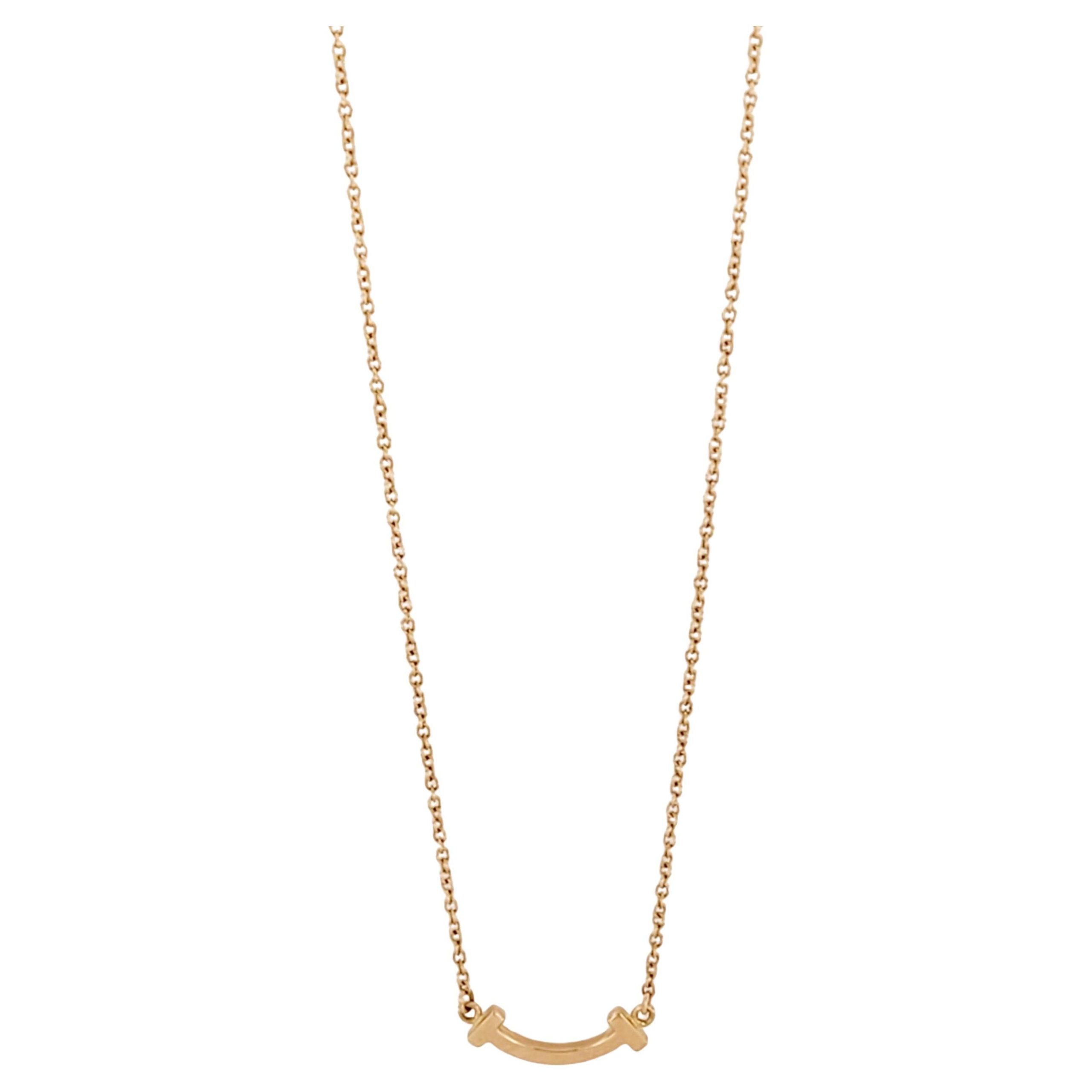 Tiffany T Smile pendant in 18k yellow gold