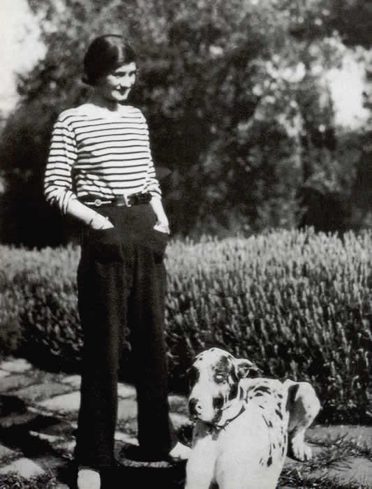 Gabrielle Coco Chanel, whose quilting inspired the Coco Crush