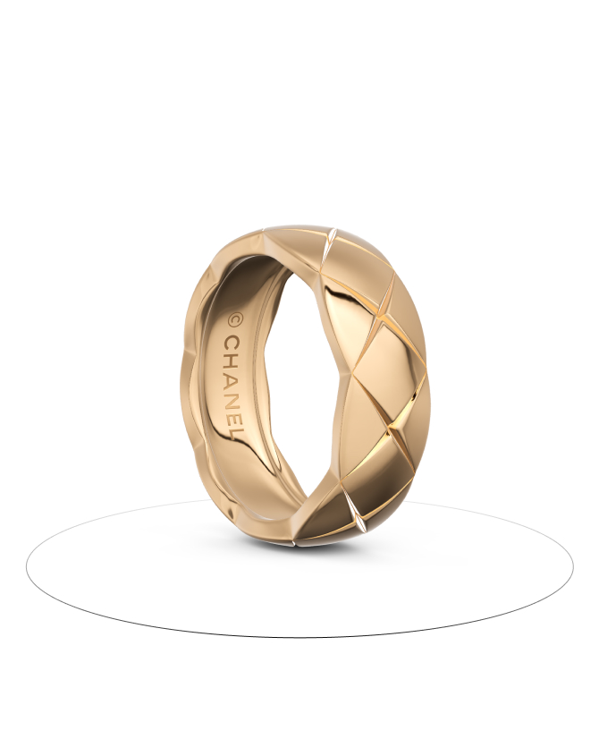 Chanel Coco Crush small ring in beige gold