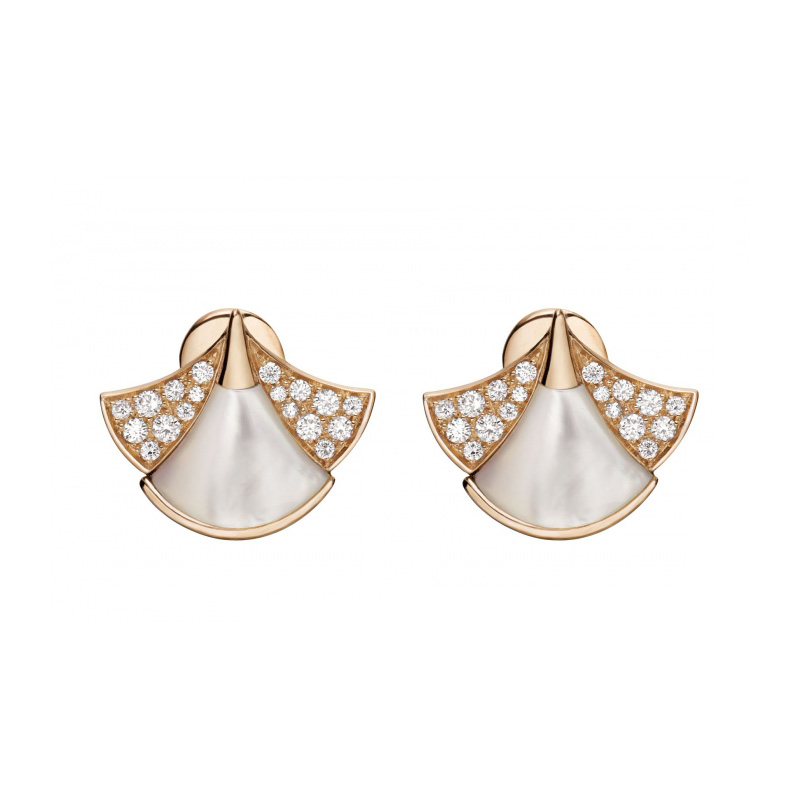 Bvlgari Divas Dream earrings in rose gold with mother-of-pearl and diamond